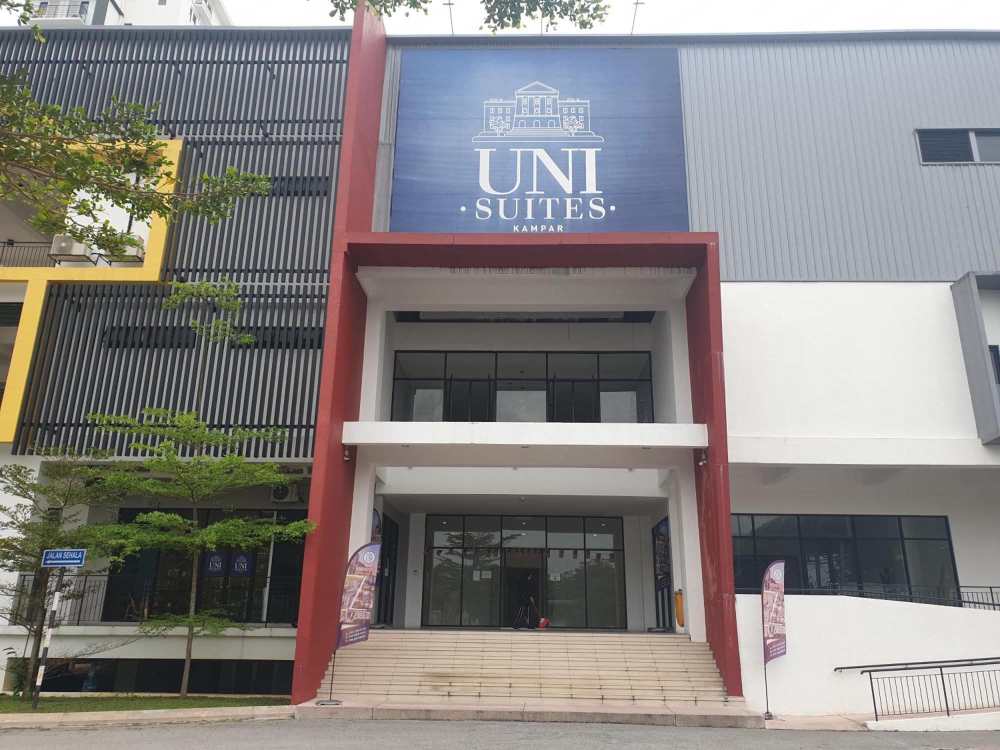 Unisuites Roomstay Kampar Exterior foto